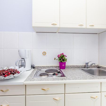 Ava Apartments Omisalj Phòng bức ảnh