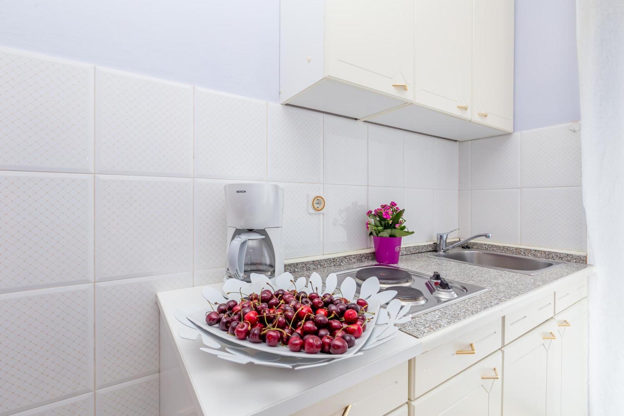 Ava Apartments Omisalj Phòng bức ảnh