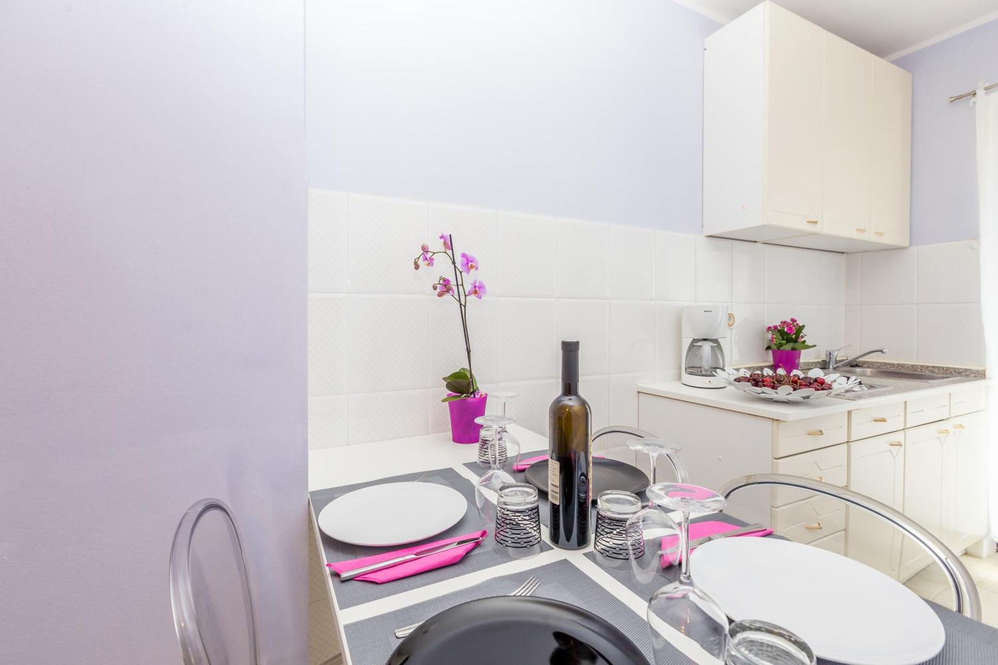 Ava Apartments Omisalj Phòng bức ảnh