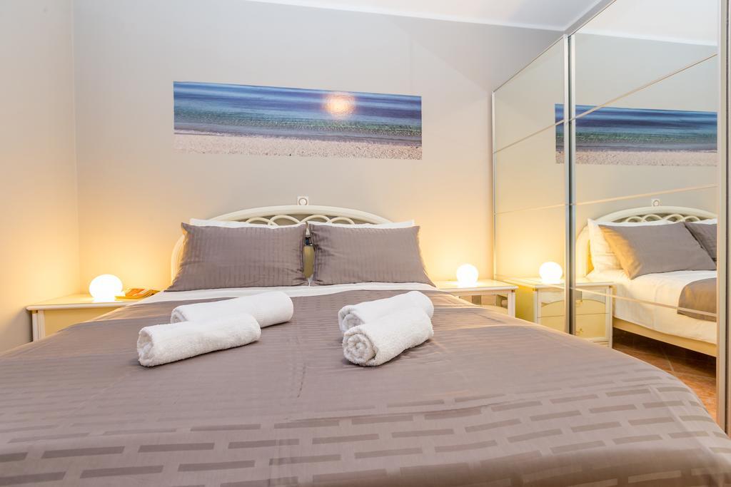 Ava Apartments Omisalj Ngoại thất bức ảnh