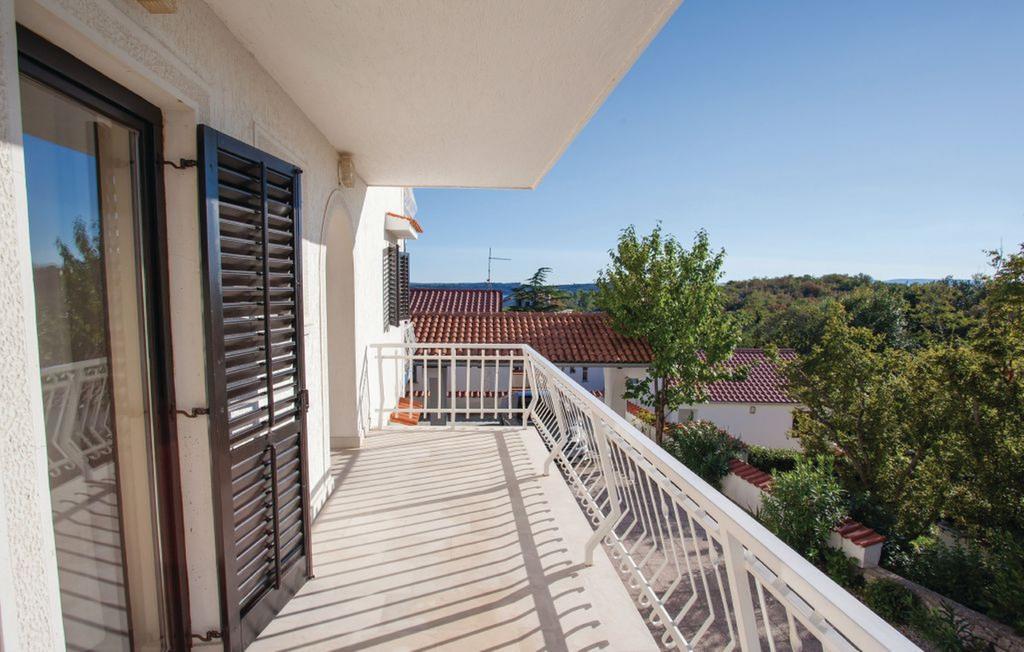 Ava Apartments Omisalj Ngoại thất bức ảnh